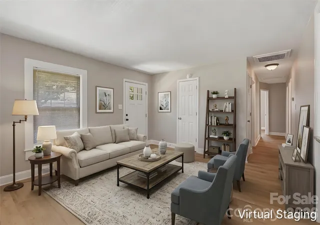 Photo 4 of Single family home for sale at 4706 Brooktree Dr, Charlotte, NC 28208 | MLS# 4404822 | Listing updated on 2026-09-24