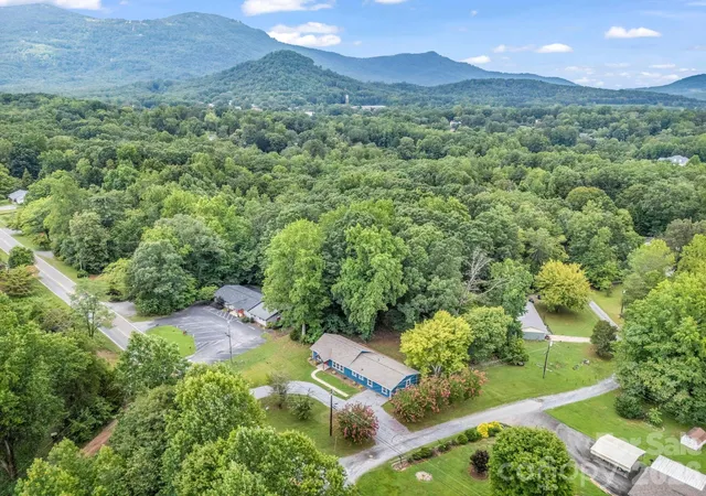 Photo 3 of Single family home for sale at 611 Peniel Rd, Columbus, NC 28722 | MLS# 4405519 | Listing updated on 2026-09-13