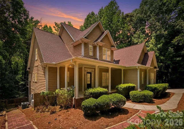 Photo 2 of Single family home for sale at 151 Maple View Dr, Troutman, NC 28166 | MLS# 4405574 | Listing updated on 2026-09-14