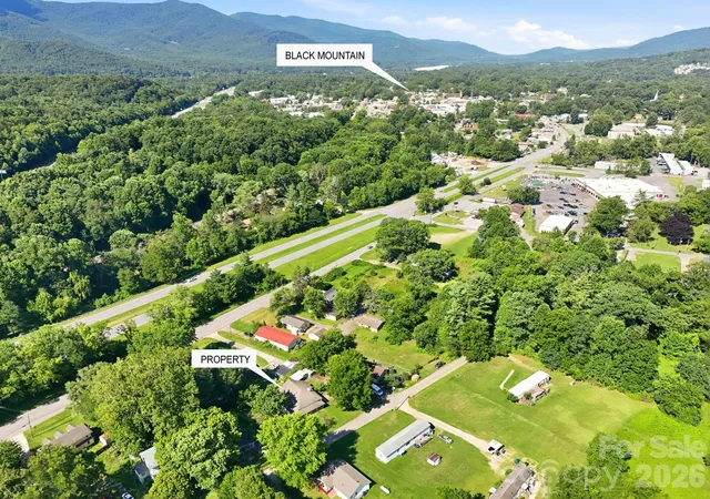 Photo 3 of Single family home for sale at 114 Old State Ten Rd, Black Mountain, NC 28711 | MLS# 4405716 | Listing updated on 2026-09-14