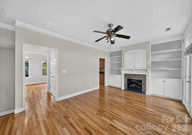 Photo 3 of Condo for sale at 930 Gracie Way, Charlotte, NC 28204 | MLS# 4405829 | Listing updated on 2026-09-12