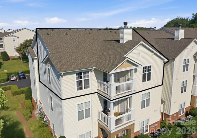 Photo 2 of Condo for sale at 17257 Doe Valley Ct, Cornelius, NC 28031 | MLS# 4405908 | Listing updated on 2026-09-21