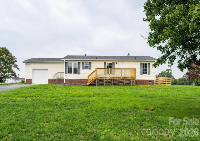 Photo 3 of Single family home for sale at 135 Howell Rd, Mocksville, NC 27028 | MLS# 4405945 | Listing updated on 2026-09-11