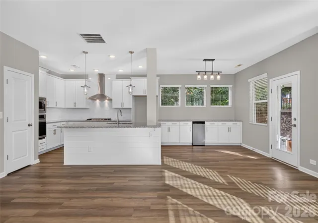 Single family home for sale at 1879 Felts Pkwy, Fort Mill, SC 29715 | MLS# 4406019