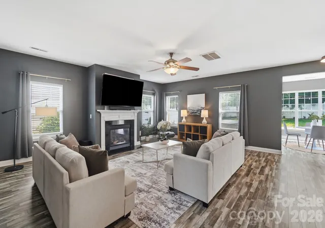 Photo 3 of Single family home for sale at 4012 Magna Ln, Indian Trail, NC 28079 | MLS# 4406067 | Listing updated on 2026-09-11
