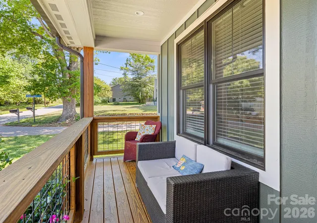 Photo 3 of Single family home for sale at 117 Dangerfield Ct, Asheville, NC 28806 | MLS# 4406607 | Listing updated on 2026-09-15