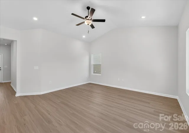 Photo 3 of Single family home for sale at 3633 Saddlebred Dr, Gastonia, NC 28052 | MLS# 4406903 | Listing updated on 2026-09-14