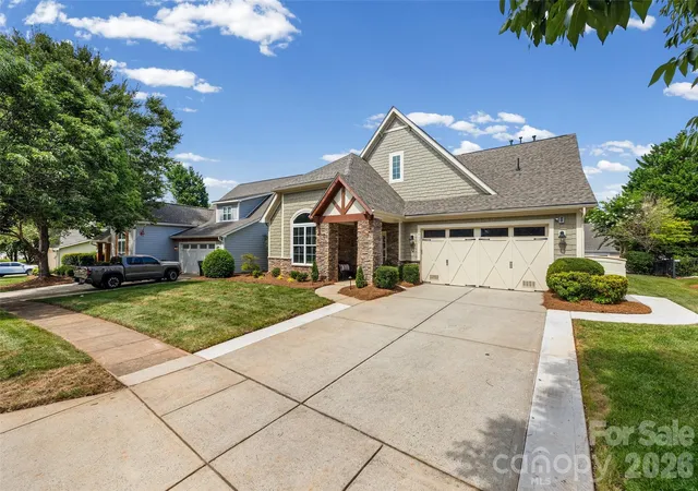 Photo 3 of Single family home for sale at 8621 Sequoia Grv Ln, Charlotte, NC 28214 | MLS# 4407064 | Listing updated on 2026-09-15