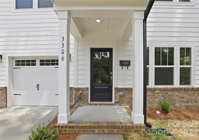 Photo 3 of Townhouse for sale at 3306 Campbell Dr, Charlotte, NC 28205 | MLS# 4407175 | Listing updated on 2026-09-12
