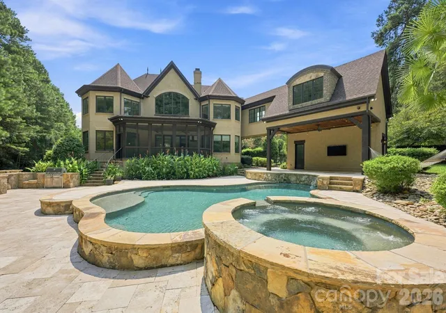 Photo 3 of Sale Pending at 111 Quaker Rd, Mooresville, NC 28117 | MLS# 4407385 | Listing updated on 2026-09-28