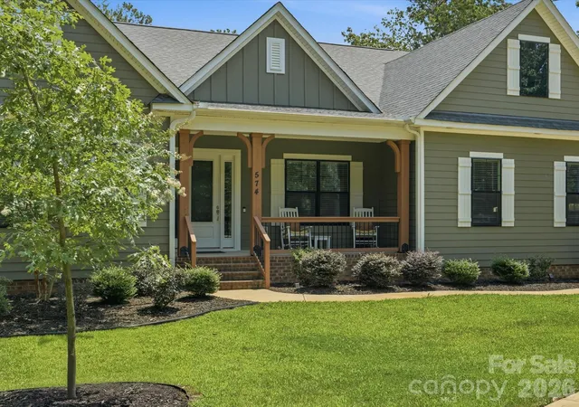 Photo 2 of Single family home for sale at 574 Shepherd Ln, Clover, SC 29710 | MLS# 4407603 | Listing updated on 2026-10-03