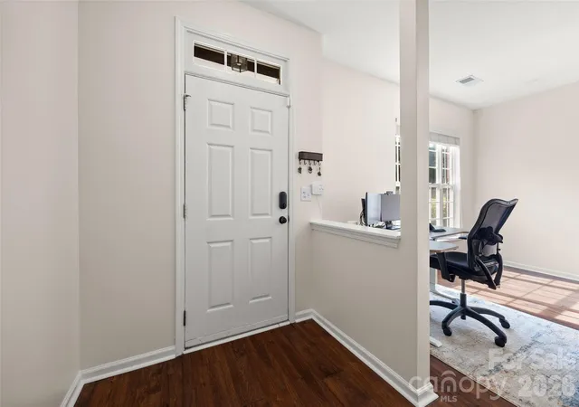 Photo 3 of Townhouse for sale at 9700 Kings Parade Blvd, Charlotte, NC 28273 | MLS# 4407631 | Listing updated on 2026-09-13