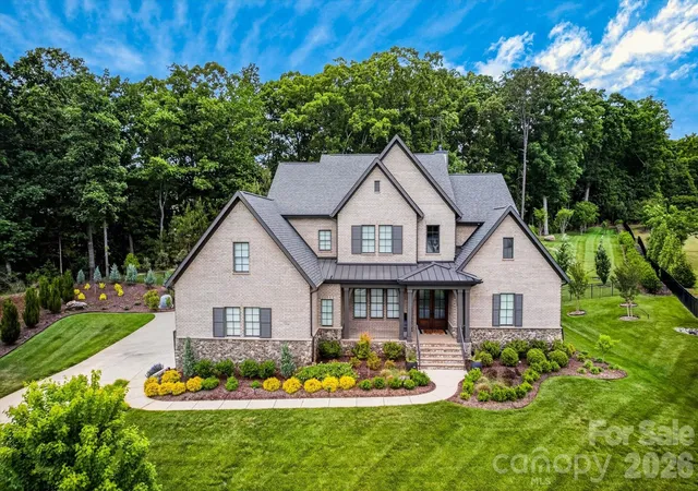 Single family home for sale at 1115 Shelton Oaks Ct, Matthews, NC 28105 | MLS# 4407717