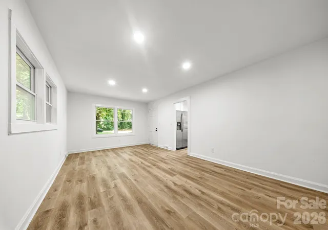 Photo 2 of Single family home for sale at 2500 Markham Ct, Charlotte, NC 28205 | MLS# 4407746 | Listing updated on 2026-09-12