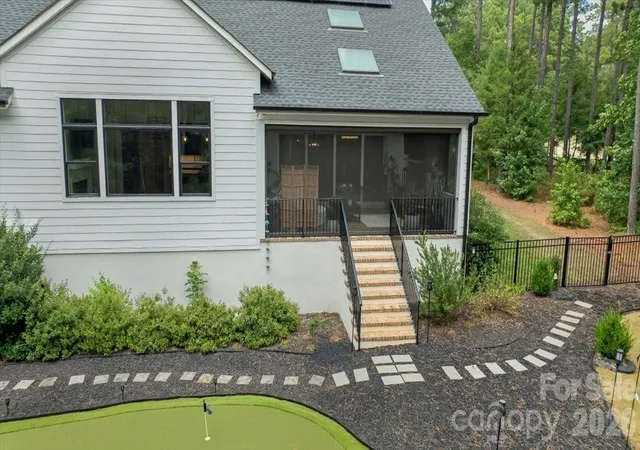Photo 4 of Single family home for sale at 6321 Chimney Blf Rd, Lancaster, SC 29720 | MLS# 4407878 | Listing updated on 2026-10-16