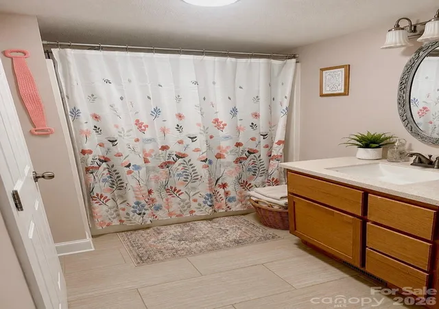 Photo 4 of Single family home for sale at 393 Mountain View Dr, Morganton, NC 28655 | MLS# 4408031 | Listing updated on 2026-10-26