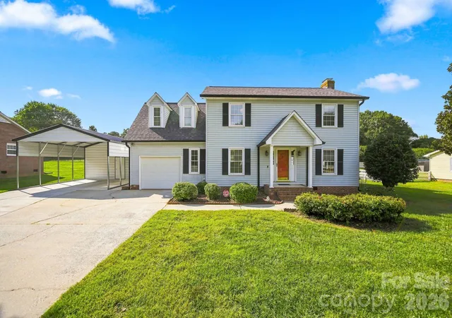 Photo 1 of Single family home for sale at 2325 Winterfield Dr, Gastonia, NC 28056 | MLS# 4408446 | Listing updated on 2026-10-01