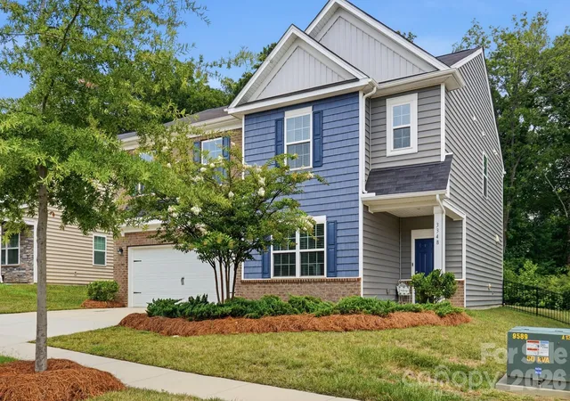 Photo 1 of Single family home for sale at 3348 Laurel Oak Ln, Gastonia, NC 28056 | MLS# 4408600 | Listing updated on 2026-09-26
