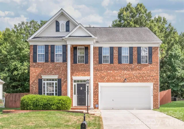 Photo 2 of Single family home for sale at 12319 Silveroak Ln, Charlotte, NC 28277 | MLS# 4408722 | Listing updated on 2026-10-03