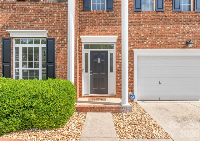 Photo 3 of Single family home for sale at 12319 Silveroak Ln, Charlotte, NC 28277 | MLS# 4408722 | Listing updated on 2026-10-03