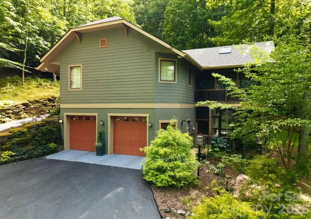 Photo 3 of Sale Pending at 141 Bruce Cir, Pisgah Forest, NC 28768 | MLS# 4408833 | Listing updated on 2026-09-15