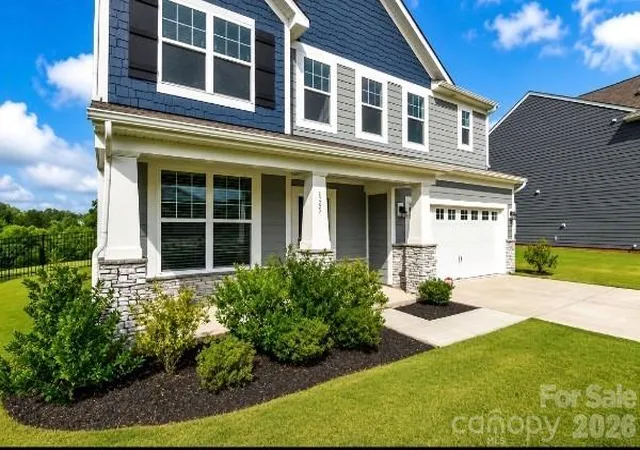 Photo 2 of Single family home for sale at 125 Dawn Run Loop, Mooresville, NC 28115 | MLS# 4408914 | Listing updated on 2026-09-13
