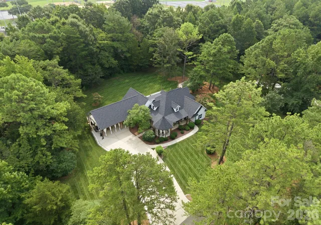 Photo 3 of Single family home for sale at 9544 Brief Rd, Charlotte, NC 28227 | MLS# 4408948 | Listing updated on 2026-10-25