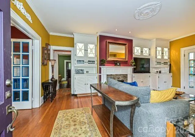 Photo 3 of Single family home for sale at 1532 The Plz, Charlotte, NC 28205 | MLS# 4408955 | Listing updated on 2026-09-14