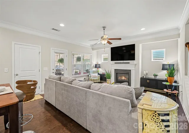 Photo 3 of Single family home for sale at 3246 Lock Erne Ave, Kannapolis, NC 28081 | MLS# 4408977 | Listing updated on 2026-09-25