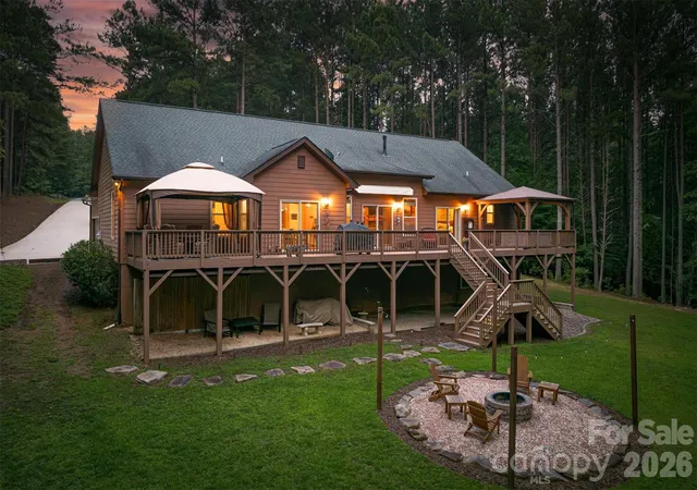 Photo 2 of Single family home for sale at 2079 Dockside Pl, Connelly Springs, NC 28612 | MLS# 4409050 | Listing updated on 2026-09-23