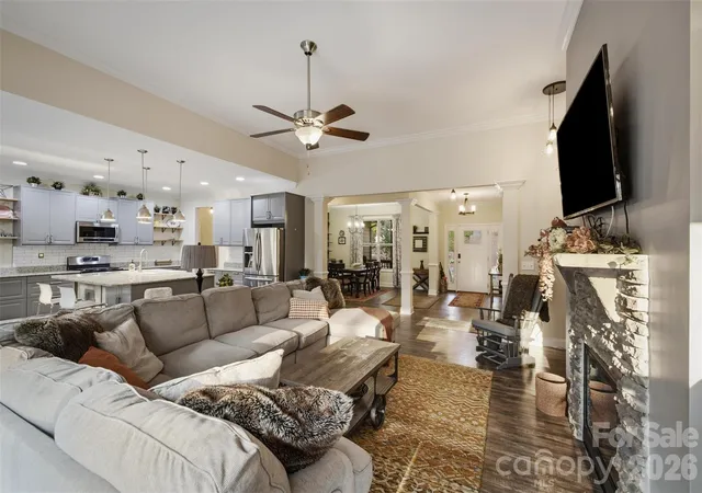 Photo 4 of Single family home for sale at 2079 Dockside Pl, Connelly Springs, NC 28612 | MLS# 4409050 | Listing updated on 2026-10-28