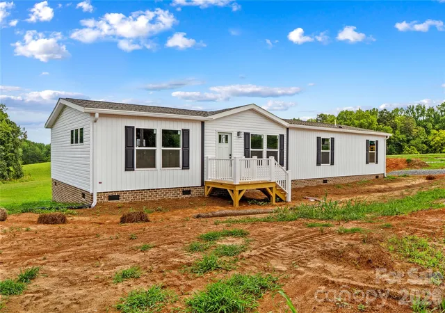 Single family home for sale at 532 Eagle Mills Rd, Hamptonville, NC 27020 | MLS# 4409145