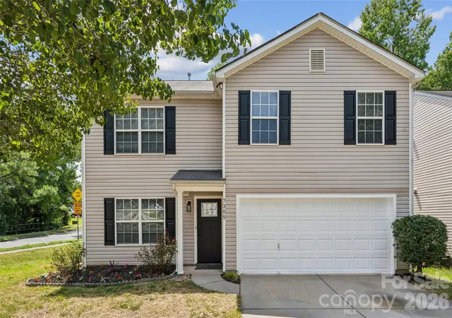 Photo 1 of Single family home for sale at 7305 Larwill Ln, Charlotte, NC 28216 | MLS# 4409248 | Listing updated on 2026-09-30