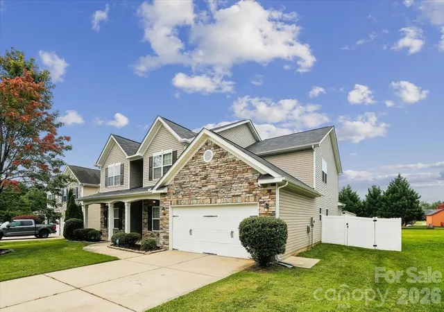 Photo 2 of Single family home for sale at 5307 Hackberry Ln Sw, Concord, NC 28027 | MLS# 4409364 | Listing updated on 2026-09-11