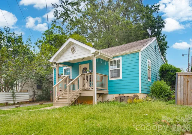 Photo 1 of Single family home for sale at 4113 S Tryon St, Charlotte, NC 28217 | MLS# 4409699 | Listing updated on 2026-09-09