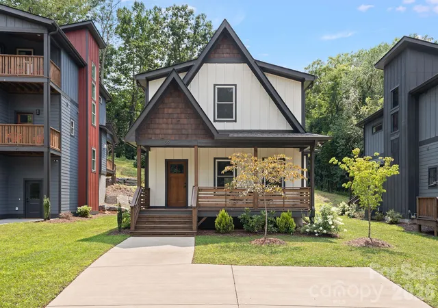 Photo 1 of Single family home for sale at 89 Glendale Ave, Asheville, NC 28803 | MLS# 4409722 | Listing updated on 2026-09-13