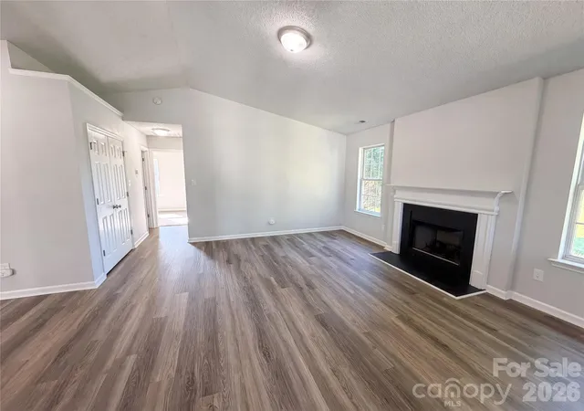 Photo 3 of Single family home for sale at 121 Brookstone Dr, Mount Holly, NC 28120 | MLS# 4409916 | Listing updated on 2026-09-14