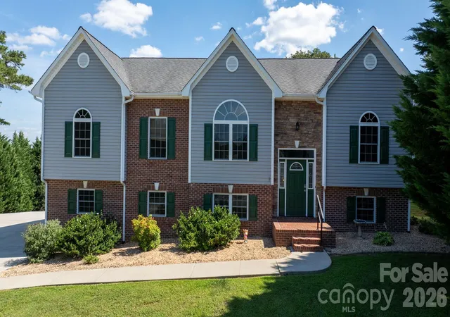 Photo 1 of Single family home for sale at 5395 Stonegate Farm Dr, Granite Falls, NC 28630 | MLS# 4409927 | Listing updated on 2026-10-02