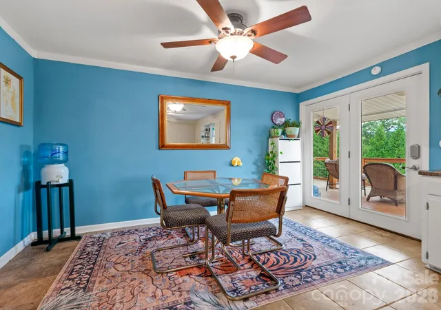 Photo 3 of Single family home for sale at 32 Fair Dr, Candler, NC 28715 | MLS# 4409961 | Listing updated on 2026-10-09