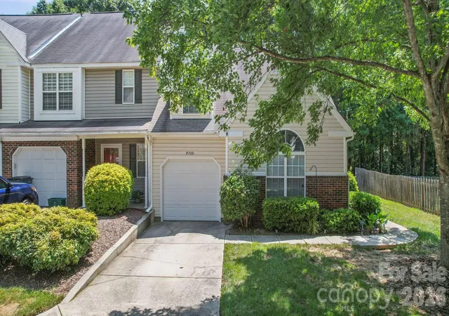 Photo 1 of Townhouse for sale at 9720 Mattforest Cir, Charlotte, NC 28277 | MLS# 4410039 | Listing updated on 2026-09-12