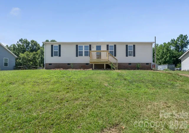 Single family home for sale at 178 Zircon Dr, Statesville, NC 28625 | MLS# 4410053