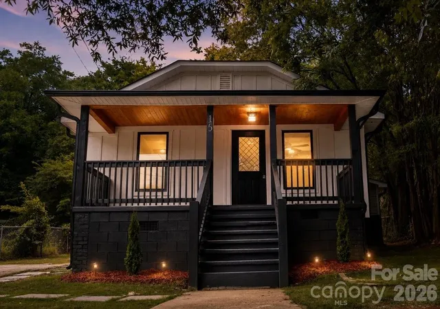 Photo 1 of Single family home for sale at 15 Meadowview Ave, Concord, NC 28027 | MLS# 4410337 | Listing updated on 2026-09-13