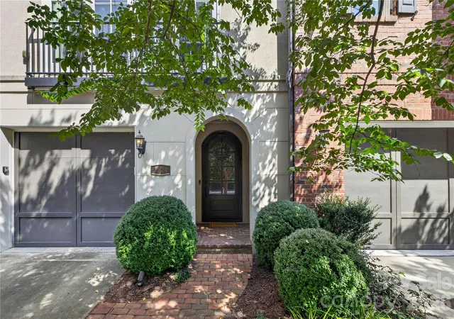 Photo 1 of Townhouse for sale at 1624 Lombardy Cir, Charlotte, NC 28203 | MLS# 4410340 | Listing updated on 2026-09-22