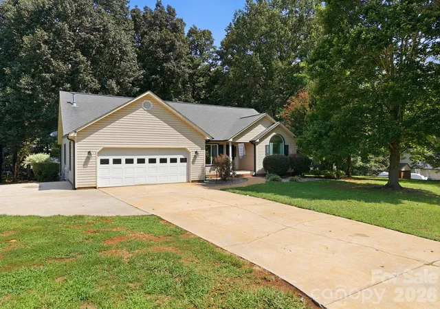 Photo 1 of Single family home for sale at 120 Strawberry Ln, Salisbury, NC 28147 | MLS# 4410362 | Listing updated on 2026-09-21