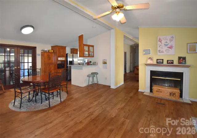 Photo 4 of Single family home for sale at 103 Key W Ln, Mooresville, NC 28115 | MLS# 4410459 | Listing updated on 2026-09-14