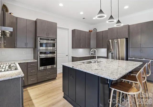 Photo 4 of Single family home for sale at 14015 Cameryn Elise Dr, Cornelius, NC 28031 | MLS# 4410752 | Listing updated on 2026-09-11