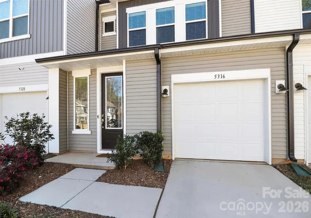 Photo 1 of Townhouse for sale at 5316 Somerset Hl Ln, Charlotte, NC 28269 | MLS# 4410792 | Listing updated on 2026-09-21