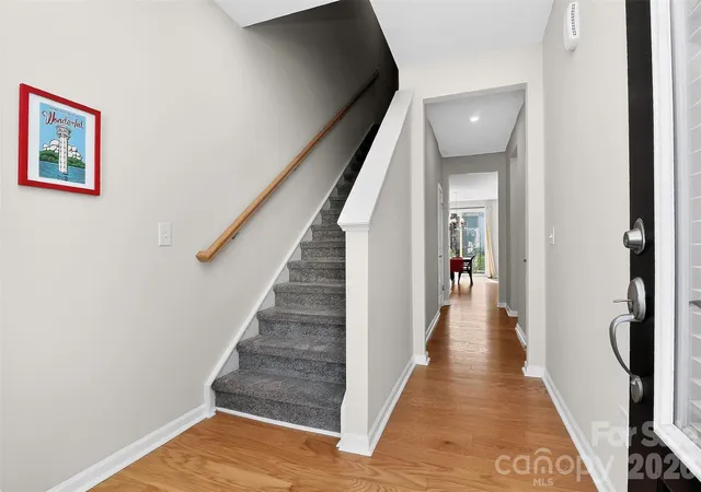 Photo 3 of Townhouse for sale at 5316 Somerset Hl Ln, Charlotte, NC 28269 | MLS# 4410792 | Listing updated on 2026-09-21