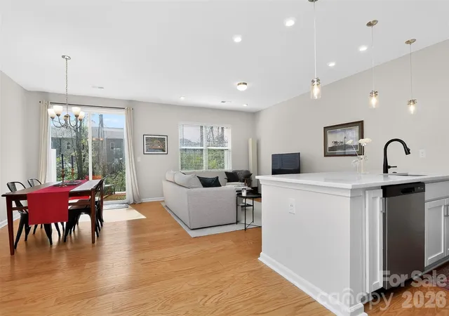 Photo 4 of Townhouse for sale at 5316 Somerset Hl Ln, Charlotte, NC 28269 | MLS# 4410792 | Listing updated on 2026-09-21