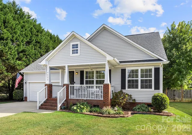Photo 3 of Single family home for sale at 4603 Brewington Pkwy, Rock Hill, SC 29732 | MLS# 4411017 | Listing updated on 2026-09-12